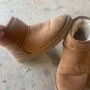 UGG classic mini